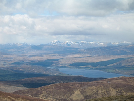 Loch Rannoch and Ben Nevis.jpg