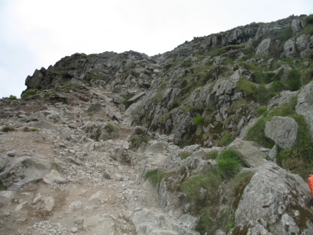 03a - The scramble to Helvellyn summit.jpg