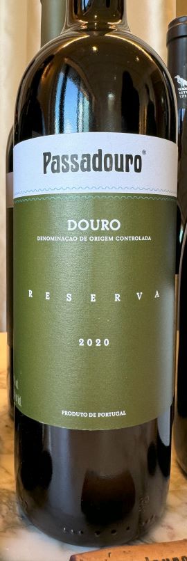 100% from Passadouro vineyards