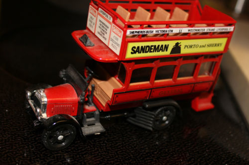 Sandeman-bus.jpg
